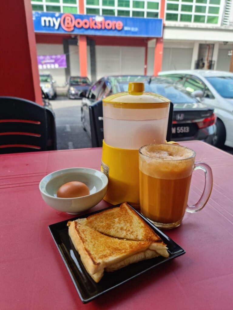 Simple Dan Mengenyangkan Ini Kopitiam Di Kuching Hidang Bubur Dan