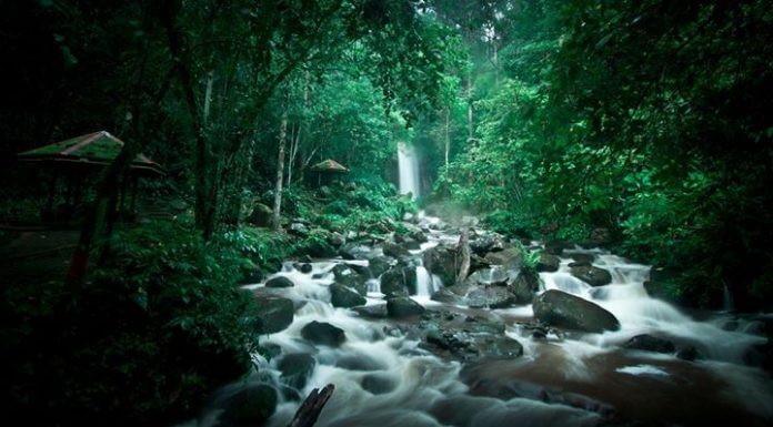 86 Gambar Air Terjun Yg Mudah Kekinian 86 Gambar Air Terjun Yg Mudah Kekinian
