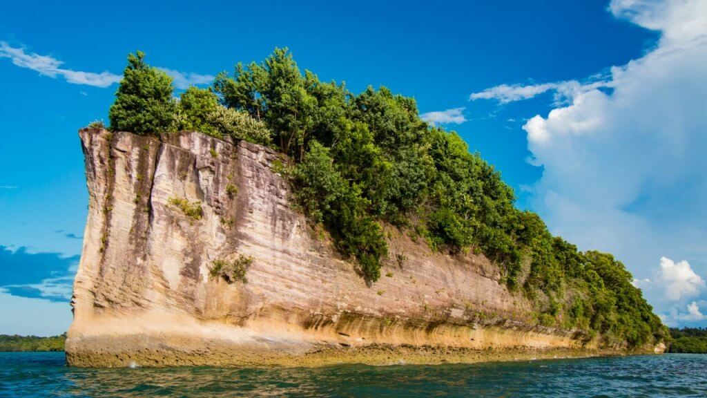 Pulau Pasir Timbul : Hidden Gem di Pitas Sabah. Boleh Jalan Atas Air!