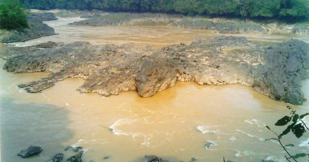 Puaka Jeram Pelagus, Batu Jeram Bahaya Yang Berasal Dari Seekor Ular Gergasi